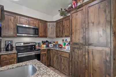 14526 S Quiet Shade Dr W, Herriman, UT 84096 - Photo 10