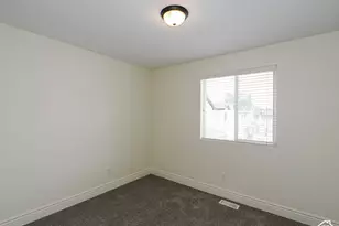 59 W Dewar Grove Ln, Salt Lake City, UT 84115 - Photo 24