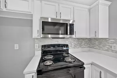 5782 S Stone Flower Way W, Salt Lake City, UT 84118 - Photo 10