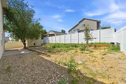 5782 S Stone Flower Way W, Salt Lake City, UT 84118 - Photo 42