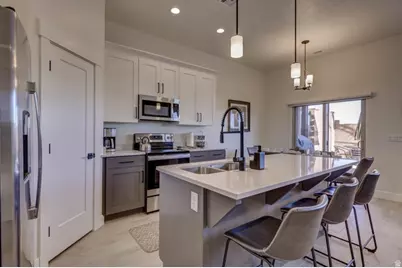 546 N Ventura Ln, Washington, UT 84780 - Photo 8