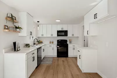 5549 S 1200 W, Riverdale, UT 84405 - Photo 6