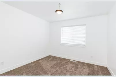 1566 E 650 S, Hyrum, UT 84319 - Photo 8