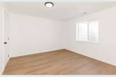 1566 E 650 S, Hyrum, UT 84319 - Photo 18