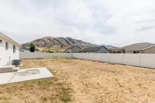 1566 E 650 S, Hyrum, UT 84319 - Photo 20