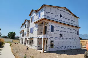 668 E 730 N, Hyrum, UT 84319 - Photo 2