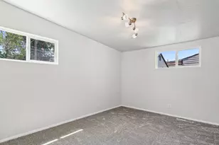 433 E 1100 N, Ogden, UT 84404 - Photo 8
