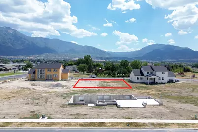 28 W 590 N #20, Salem, UT 84653 - Photo 2