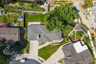 1081 E Wesley Rd, Murray, UT 84117 - Photo 32