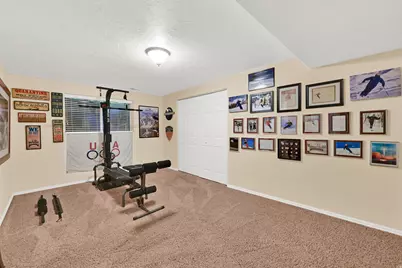 5822 S Club View Lane Ln, South Ogden, UT 84405 - Photo 16