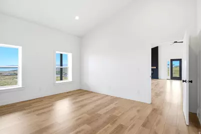 2994 S Country Way, Garden City, UT 84028 - Photo 10