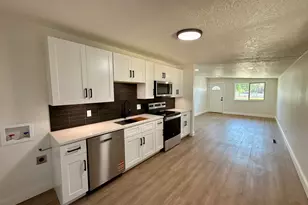 656 E 1050 N, Ogden, UT 84404 - Photo 8