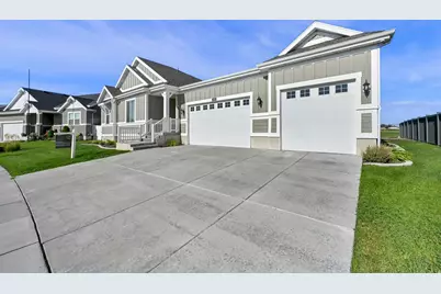 2431 N Hooded Crane Cir, Clinton, UT 84015 - Photo 2
