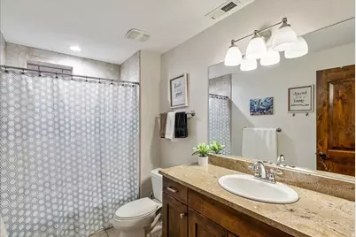 1054 E 200 S, Salt Lake City, UT 84102 - Photo 46