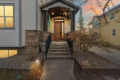 1054 E 200 S, Salt Lake City, UT 84102 - Photo 2