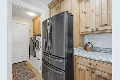 685 N 200 W, Lehi, UT 84043 - Photo 10