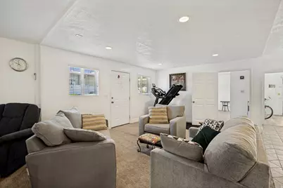 397 W 400 N #44, Bountiful, UT 84010 - Photo 8