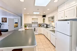 397 W 400 N, Bountiful, UT 84010 - Photo 6