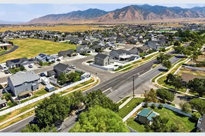 311 W 2030 N, Tooele, UT 84074 - Photo 6