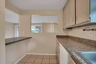 8108 S Cottonwood Hills Cir #7 Cir E, Sandy, UT 84094 - Photo 10