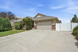 4582 W Black Powder Dr S, Herriman, UT 84096 - Photo 2