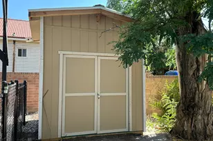555 N 100 W, Tooele, UT 84074 - Photo 30