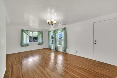 3165 S 3085 W, West Valley, UT 84119 - Photo 24