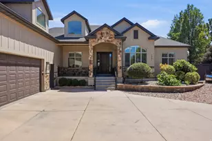 1261 W Alta Creek Cir S, South Jordan, UT 84095 - Photo 2