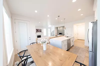 1404 E Rustic Wood Ct, Sandy, UT 84092 - Photo 6