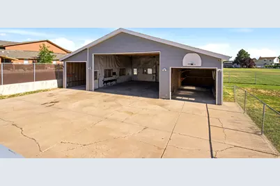 4585 W 2125 N, Plain City, UT 84404 - Photo 34