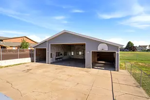 4585 W 2125 N, Plain City, UT 84404 - Photo 34