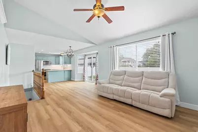 736 E 2200 S, Clearfield, UT 84015 - Photo 6