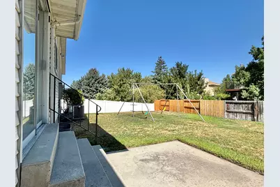 2237 E Karalee Way S, Sandy, UT 84092 - Photo 32