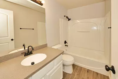 1013 W 250 N, Clearfield, UT 84015 - Photo 24
