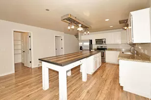 1013 W 250 N, Clearfield, UT 84015 - Photo 12