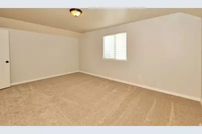 1013 W 250 N, Clearfield, UT 84015 - Photo 14
