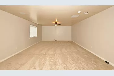 1013 W 250 N, Clearfield, UT 84015 - Photo 34