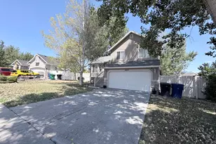6603 S Slalom Way, West Jordan, UT 84084 - Photo 2