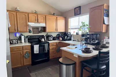 6603 S Slalom Way, West Jordan, UT 84084 - Photo 4