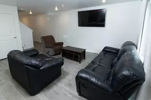 1809 N Blue Iris Ave, Tooele, UT 84074 - Photo 6
