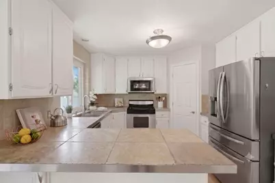 8531 Pebble Creek Cir, Sandy, UT 84093 - Photo 12