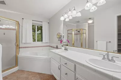 8531 Pebble Creek Cir, Sandy, UT 84093 - Photo 16