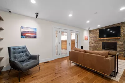 8859 S 1275 E, Sandy, UT 84094 - Photo 10