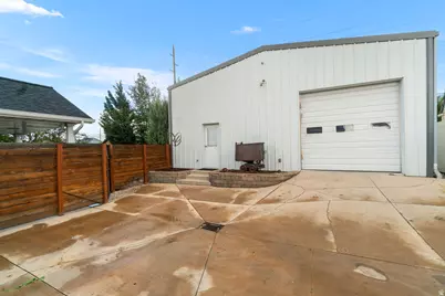 8859 S 1275 E, Sandy, UT 84094 - Photo 26
