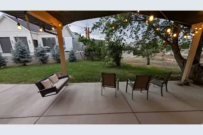 10585 N 6400 W, Highland, UT 84003 - Photo 10