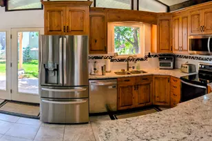 10585 N 6400 W, Highland, UT 84003 - Photo 18