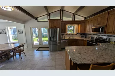 10585 N 6400 W, Highland, UT 84003 - Photo 20
