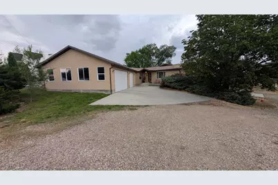 10585 N 6400 W, Highland, UT 84003 - Photo 8
