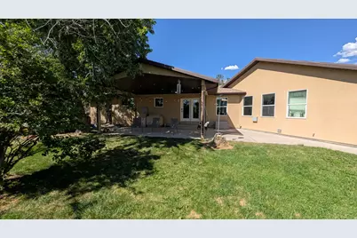 10585 N 6400 W, Highland, UT 84003 - Photo 6