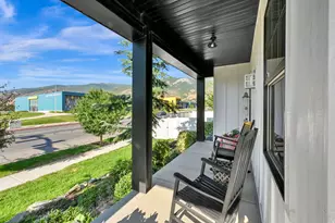 945 S 650 W, Farmington, UT 84025 - Photo 4